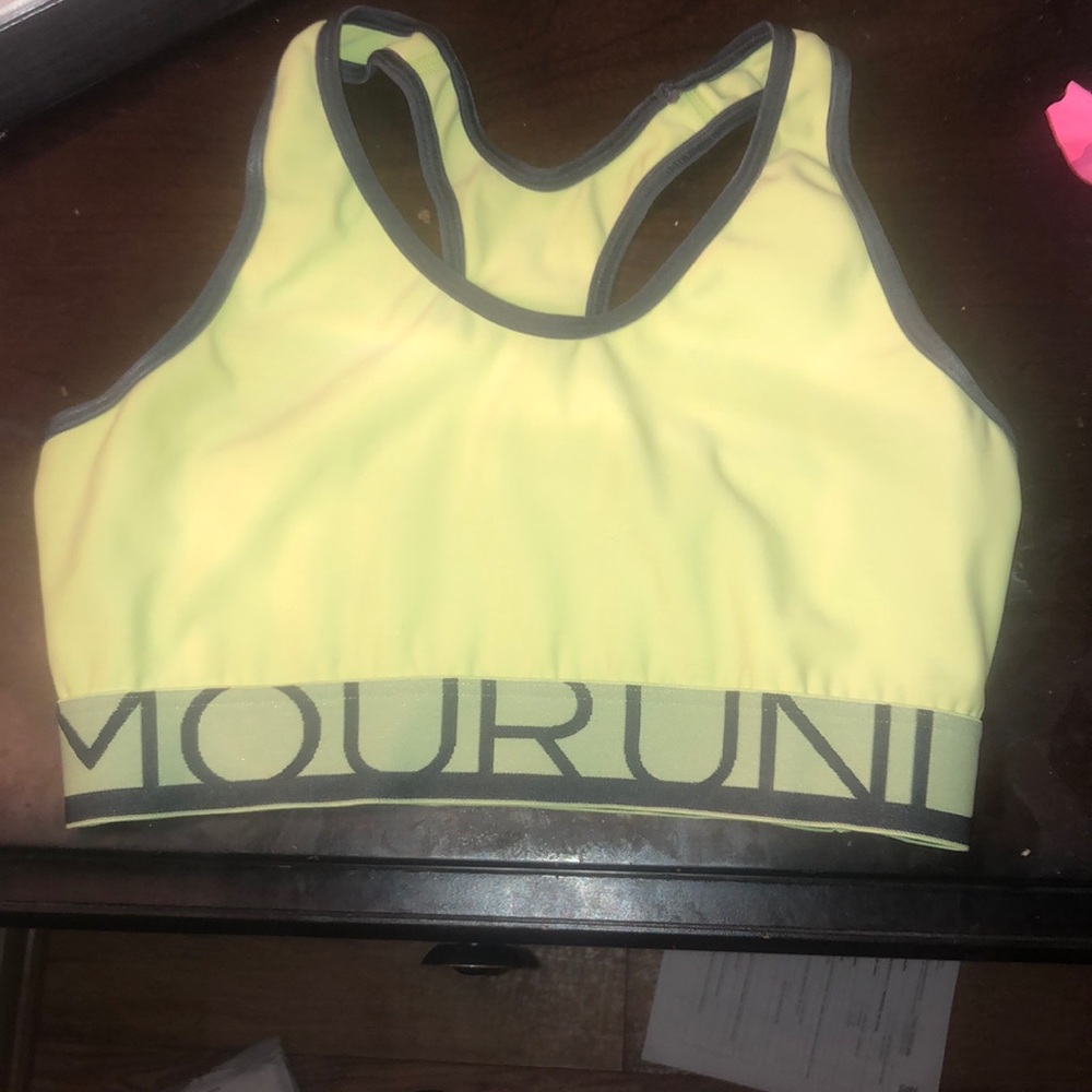 |UNDER ARMOUR| Sports bra! NWOT